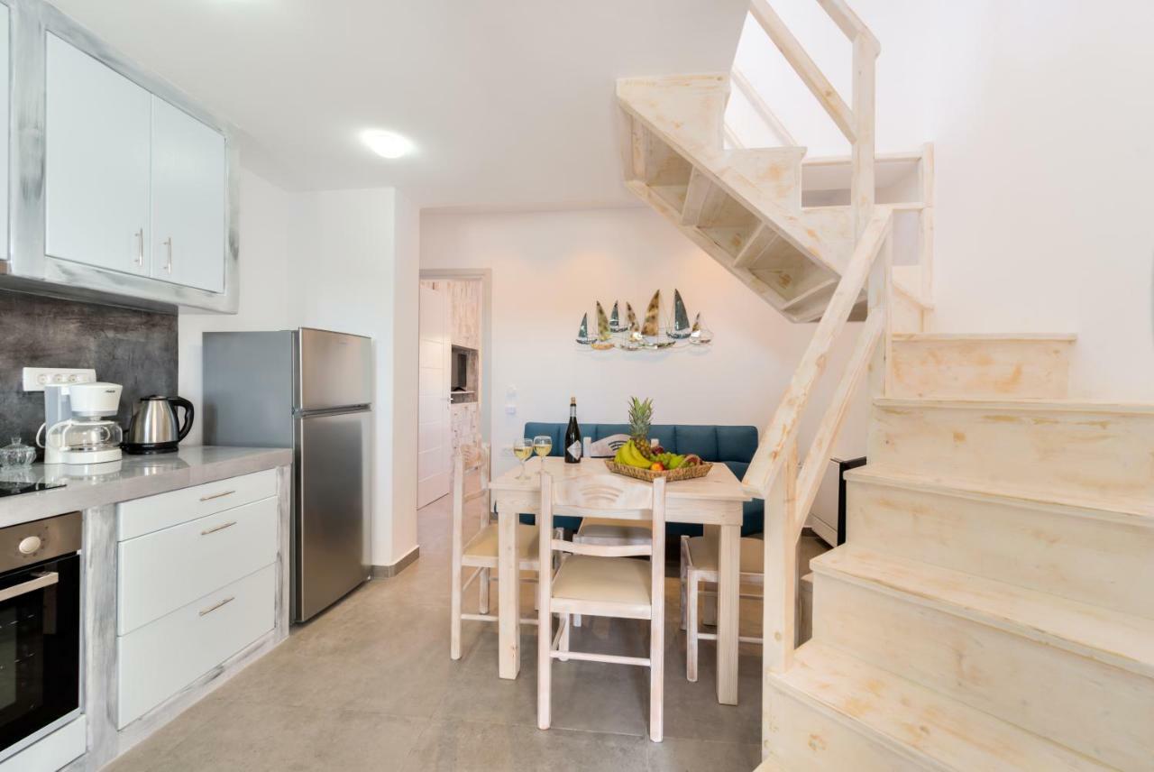 Crystal Villas Santorini Vóthon エクステリア 写真